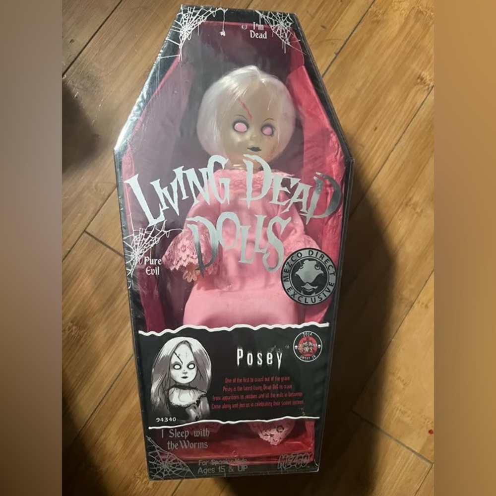 ISO Living Dead Dolls Pink Posey Doll